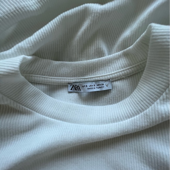 Zara Top - Picture 3 of 3